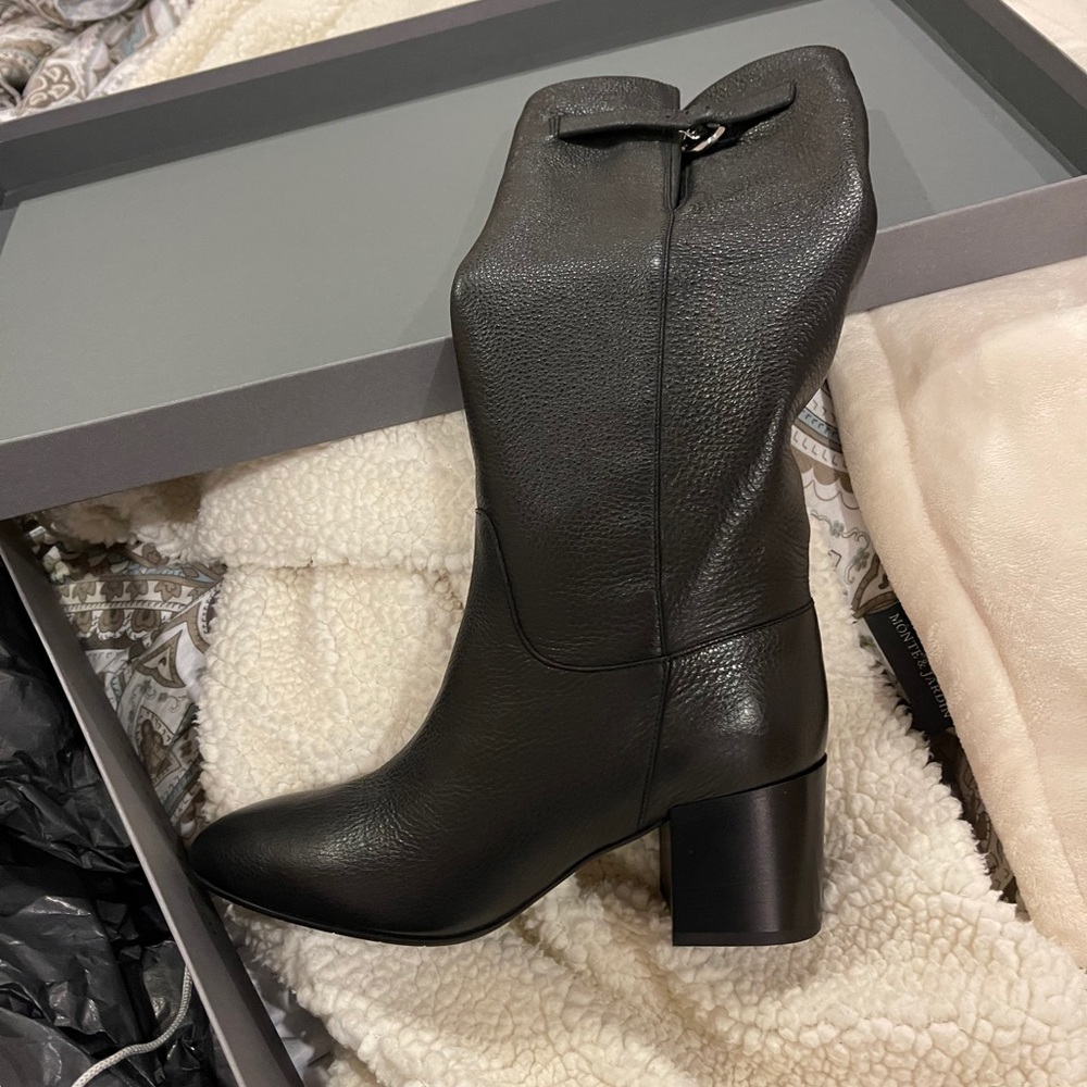 New boots - Picture 3 of 10